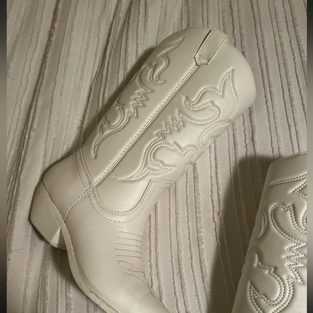 white cowboy boots